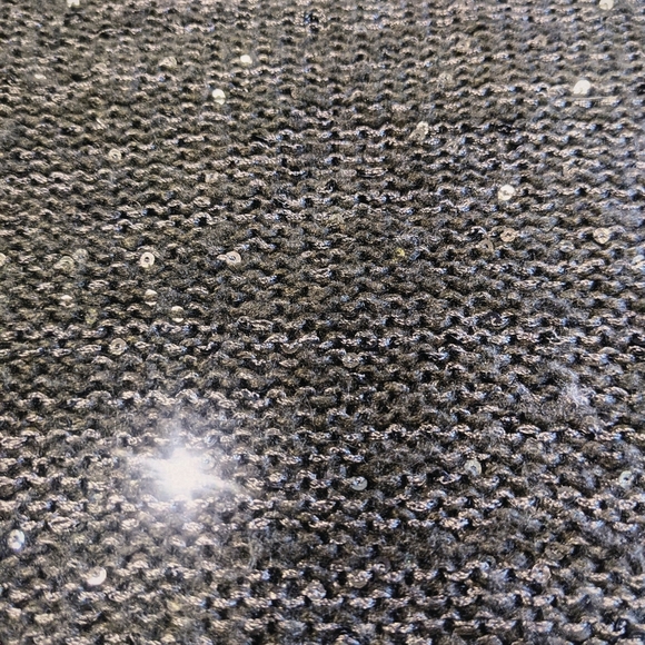 Max Edition Shimmer Pullover - Picture 5 of 5